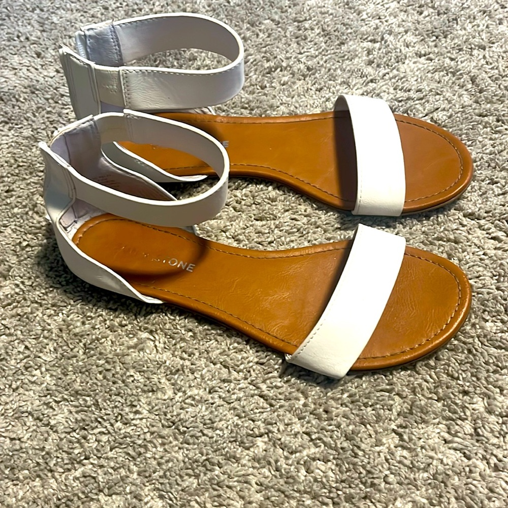 Sun & stone white sandals
